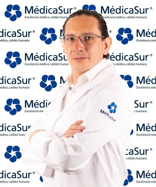 Dr. Paulo Francisco Castañeda Mendez Médica Sur Copyright