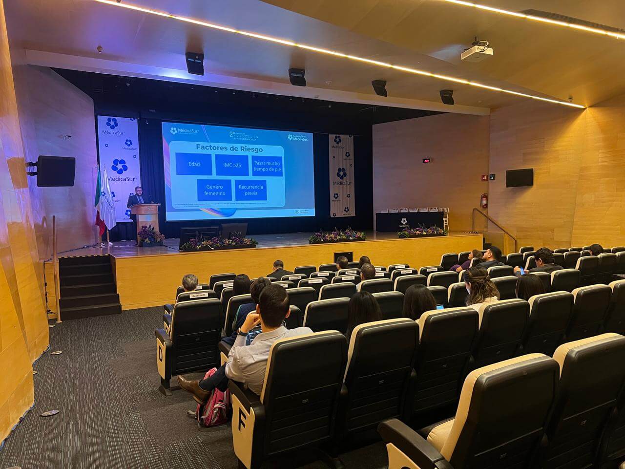 2DO. SIMPOSIO �AVANCES EN TERAPIA ENDOVASCULAR